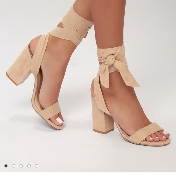 Lace up heels - Picture 5 of 9